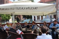 „Wesele” Wyspiańskiego dla wszystkich mieszkańców na prusackim rynku. Narodowe czytanie 2017