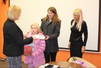 Nagrody za miesiąc grudzień w konkursie meldunkowym wręczone