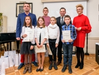Stypendia za wybitne osiągnięcia w nauce i sporcie wręczone